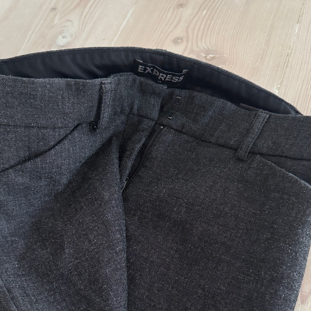 Women's Black tweed like Slim Fit Pants - Picture 3 of 6